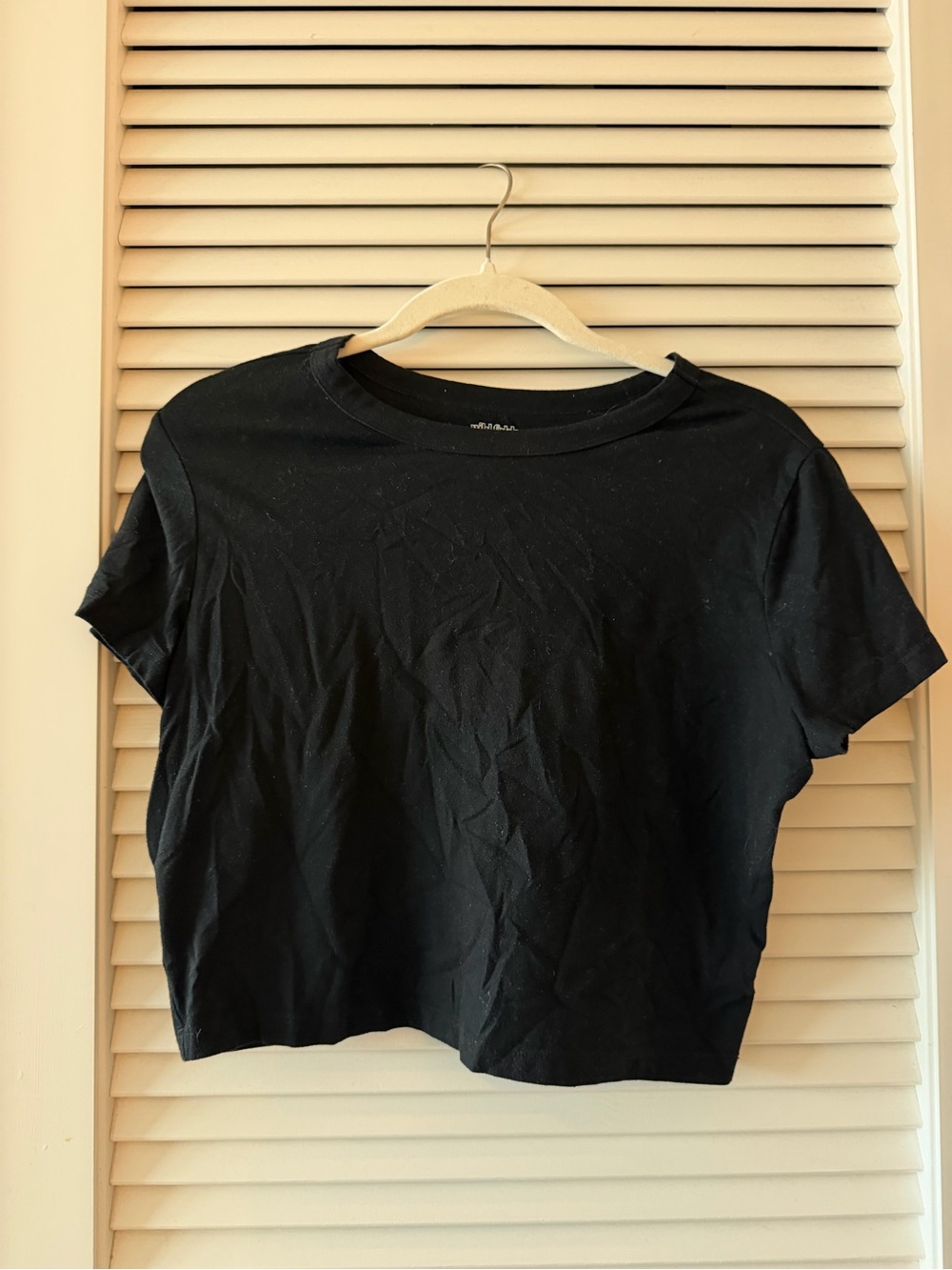 wild fable Black Crewneck Cropped Tee - Women